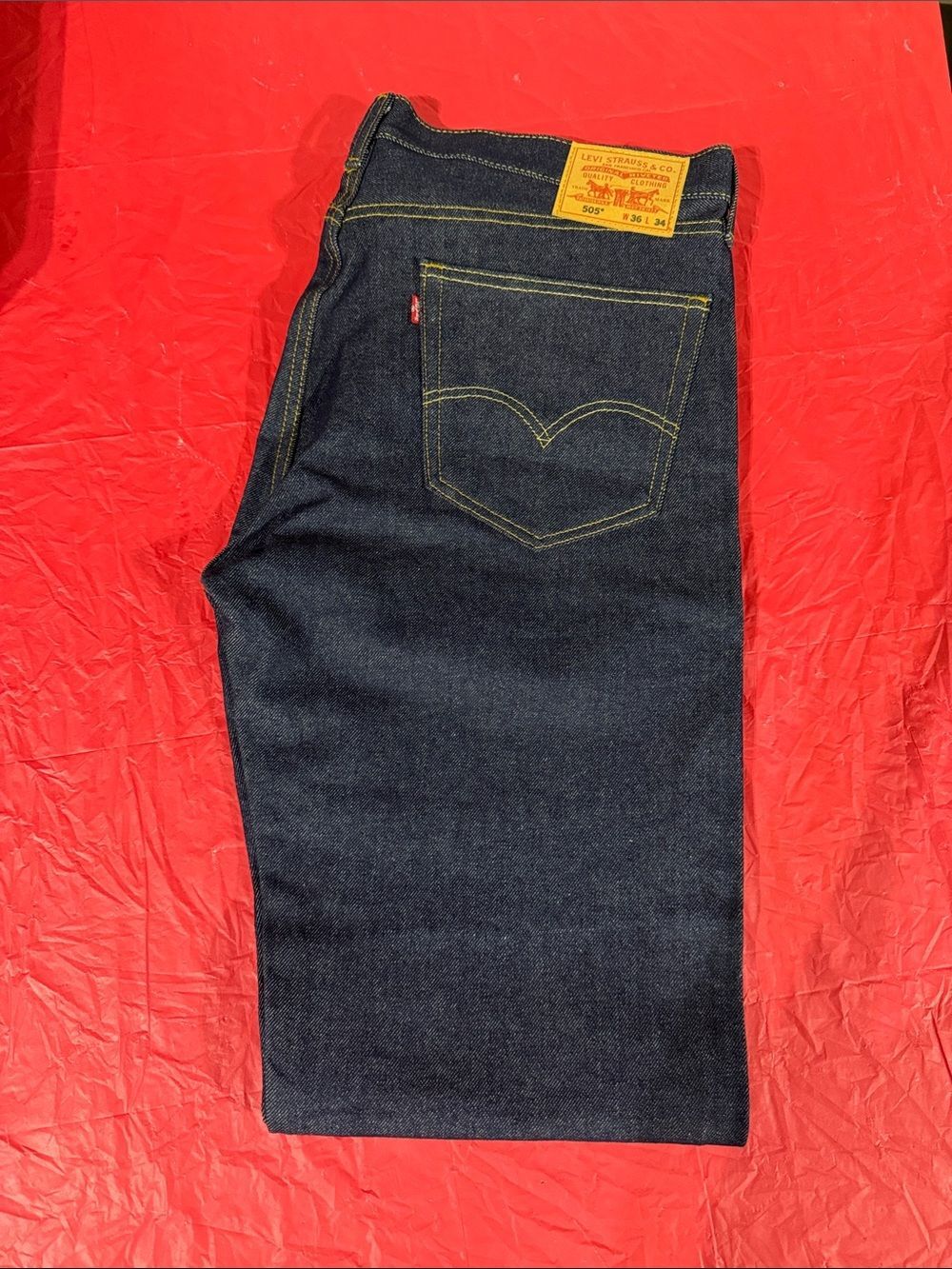 Levi's Men's Straight Dark Indigo Jeans with Yellow Stitching